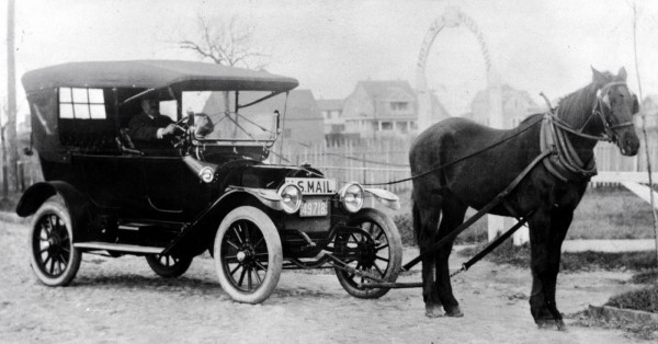 horse-vs-car